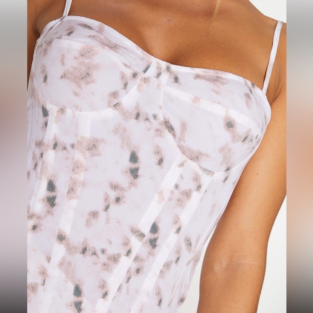 PrettyLittleThing Structured Corset Top - Abstract Floral NWT - size 10